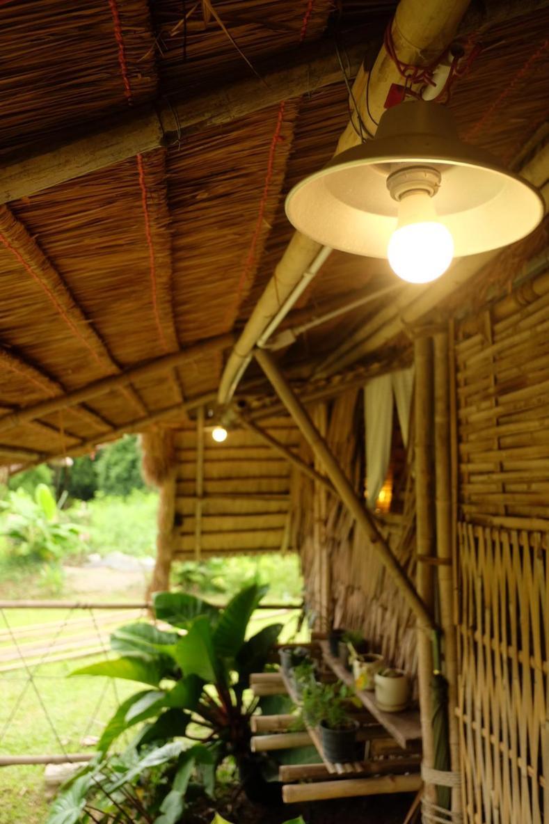 Hotel Royal Mountain Hut Ratchaburi Habitación foto
